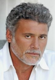 Steven Bauer